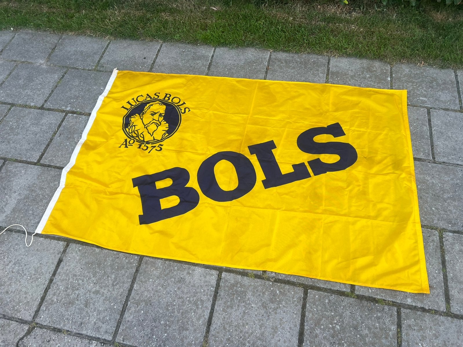 Te Koop : Vintage Vlag Lucas Bols Gedestilleerde Dranken, Ophalen of Verzenden, Gebruikt, Overige merken