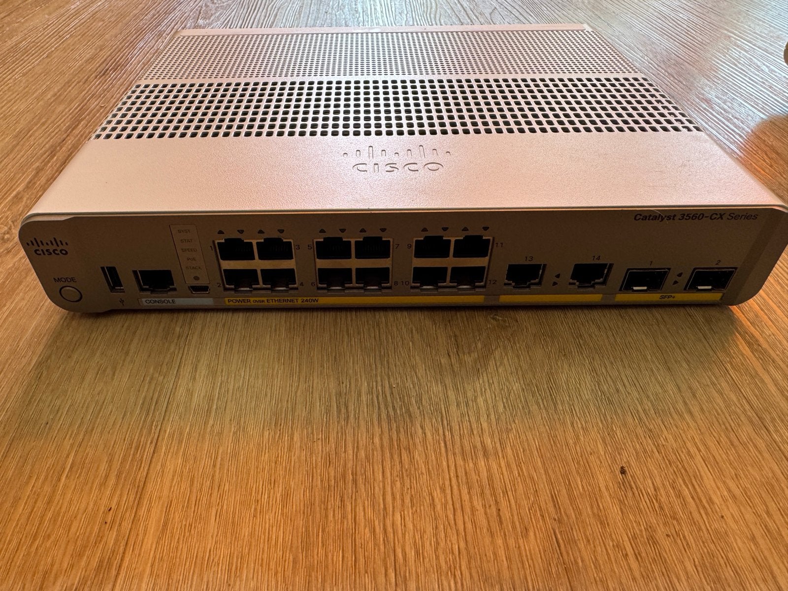 2x Cisco Catalyst 3560-CX Gigabit Managed Switch, Ophalen, Gebruikt