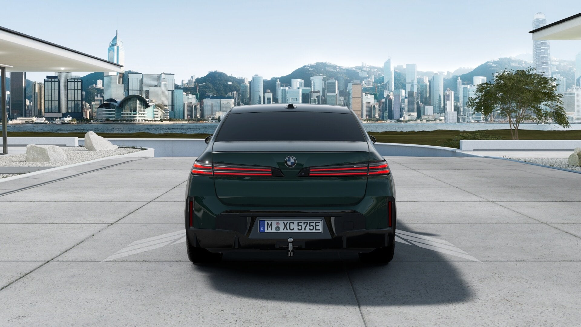 BMW i7 xDrive50 M Sport / Panoramadak Sky Lounge / Trekhaak, Auto's, Automaat, Dealer onderhouden, 2670 kg, Sedan