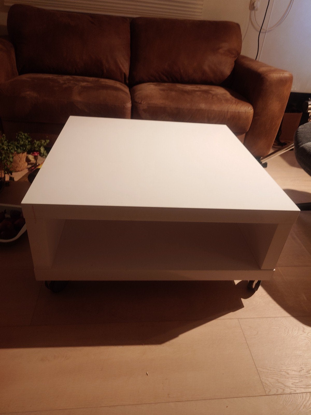 Witte salontafel met opbergruimte en wieltjes, Gebruikt, 50 tot 100 cm, Vierkant, Modern