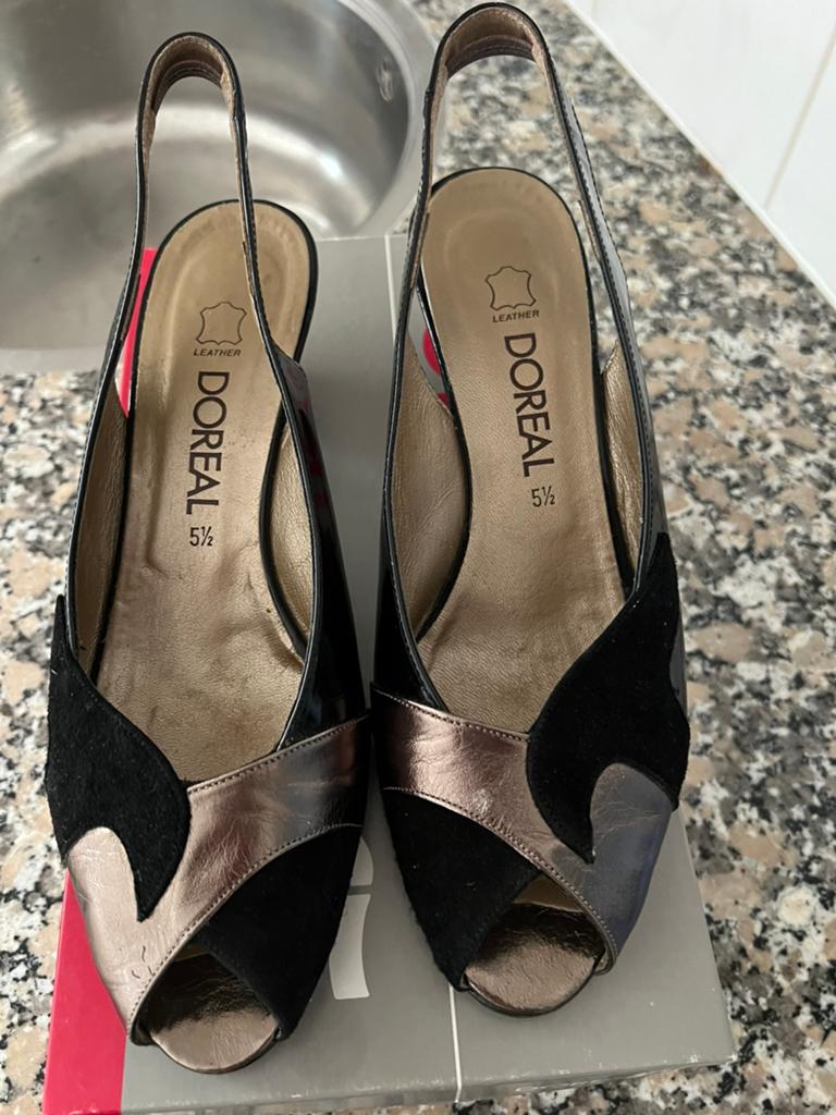Doreal pumps maat 5,5 38,5 nieuwstaat echt leer, Pumps, Beige, Ophalen of Verzenden, Zo goed als nieuw