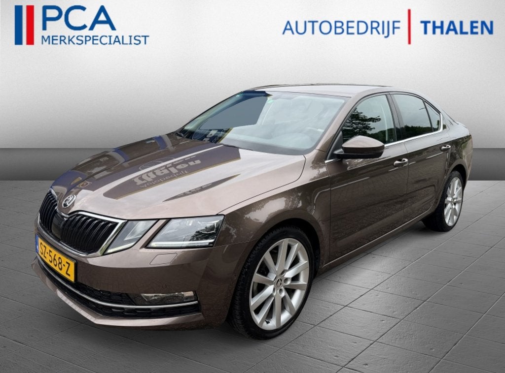Skoda Octavia 1.0 TSI Grt St. Bns (bj 2018, semi-automaat), Auto's, Automatische klimaatregeling, Gebruikt, Bruin, Bedrijf