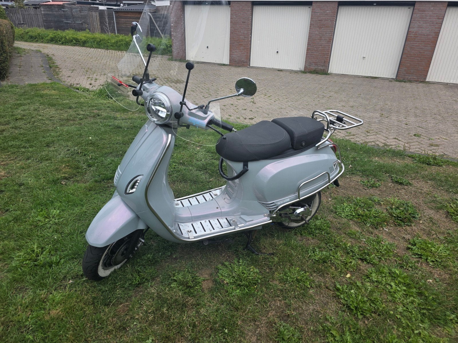 Opvallende BTC Riva Scooter uit 2020, Fietsen en Brommers, Snorfietsen en Snorscooters, Gebruikt, Benzine, Ophalen, Overige merken