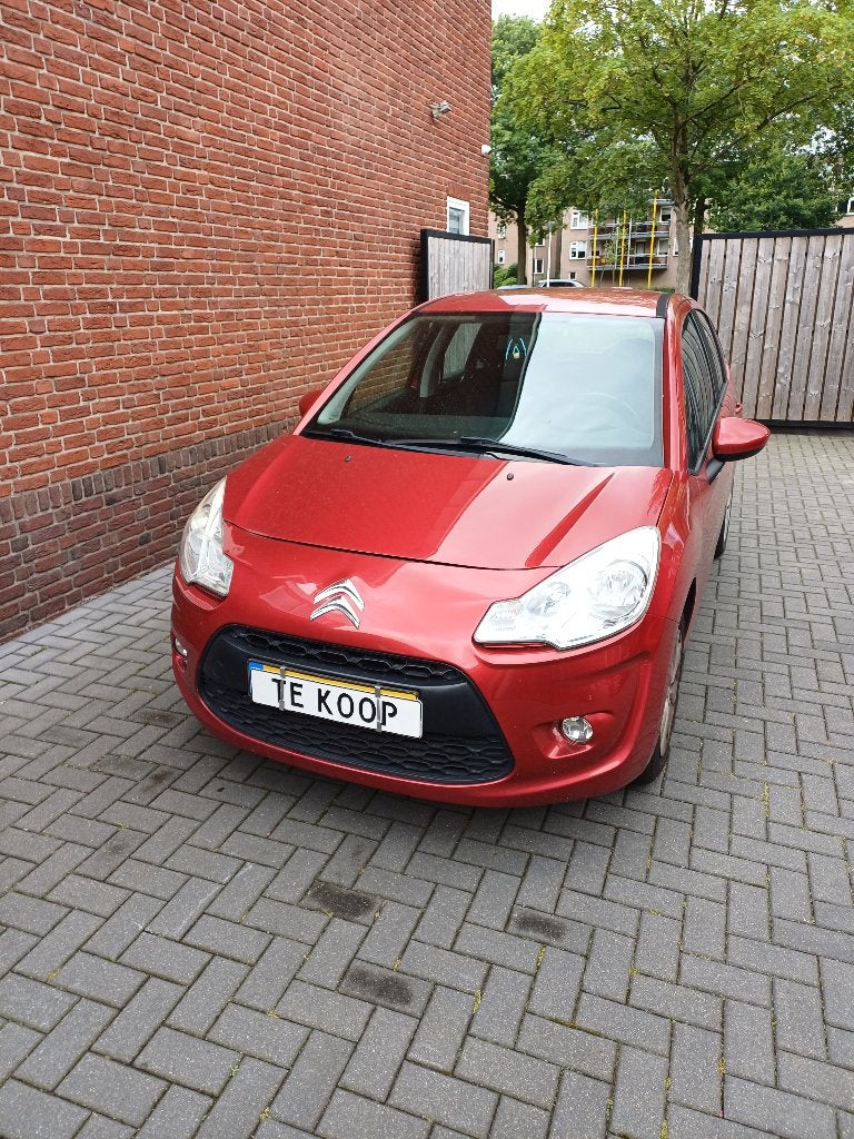 Citroën C3 1.4 VTI 2010 Rood, Auto's, Voorwielaandrijving, 40 €/maand, Zwart, Handgeschakeld