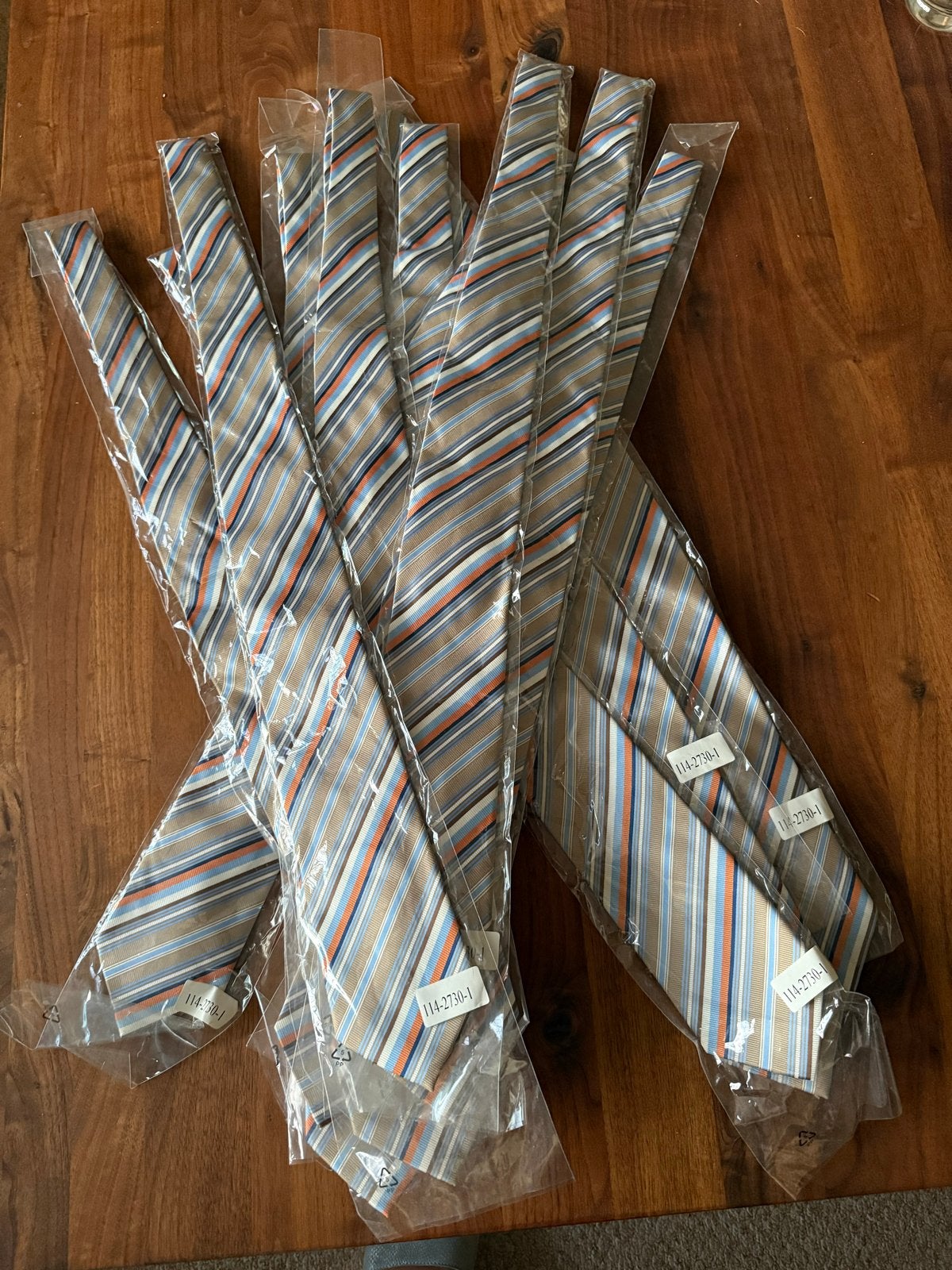Partij van 12 Nieuwe Gestreept Stropdassen - Diverse Kleuren, Ophalen of Verzenden, Nieuw, Meerkleurig, Met patroon