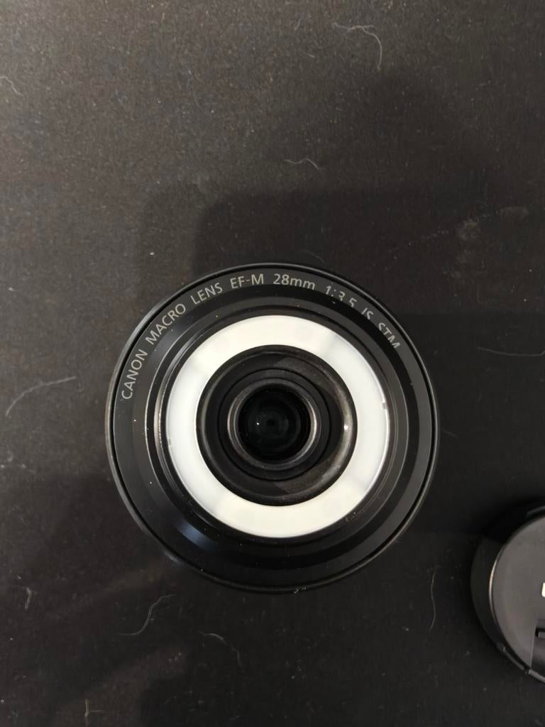 Canon EF-M 28mm f/3.5 Macro IS STM Lens, Audio, Tv en Foto, Fotografie | Lenzen en Objectieven, Ophalen, Zo goed als nieuw, Macrolens