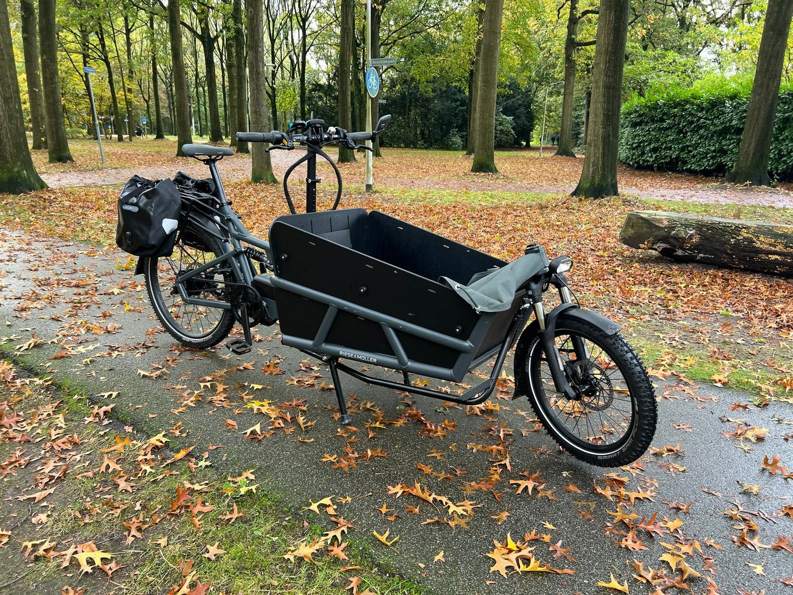 Riese & Müller Load 75 Vario-BTW aftrekb-DualBattery-2550 km, Ophalen, Zo goed als nieuw