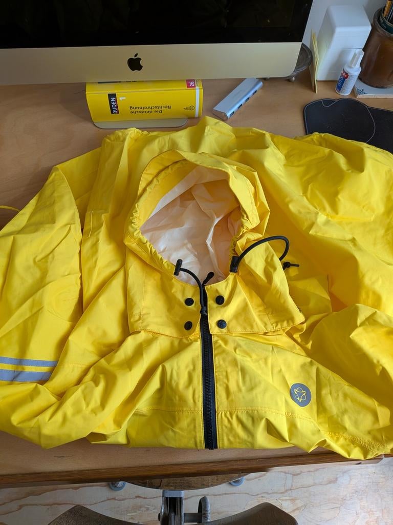 AGU regenpak unisex maat M, Caravans en Kamperen, Regenkleding, Ophalen of Verzenden, Nieuw