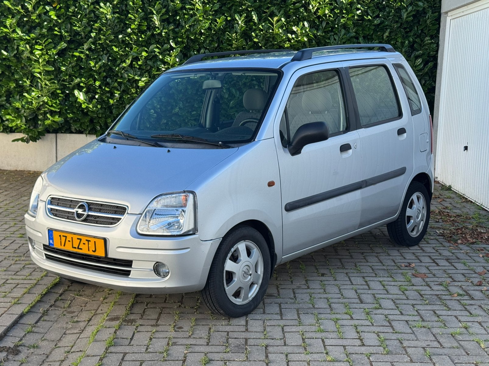 Opel Agila 1.2 I 16V 2003 * NIEUWE APK * NAP * LAGE KM STAND, Auto's, Opel, Particulier, Agila, ABS, Boordcomputer, Centrale vergrendeling