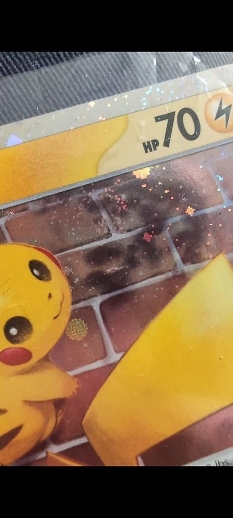 Pikachu Pokémon Day Kaart met Dubbele Swirl, Ophalen of Verzenden, Zo goed als nieuw, Losse kaart, Foil