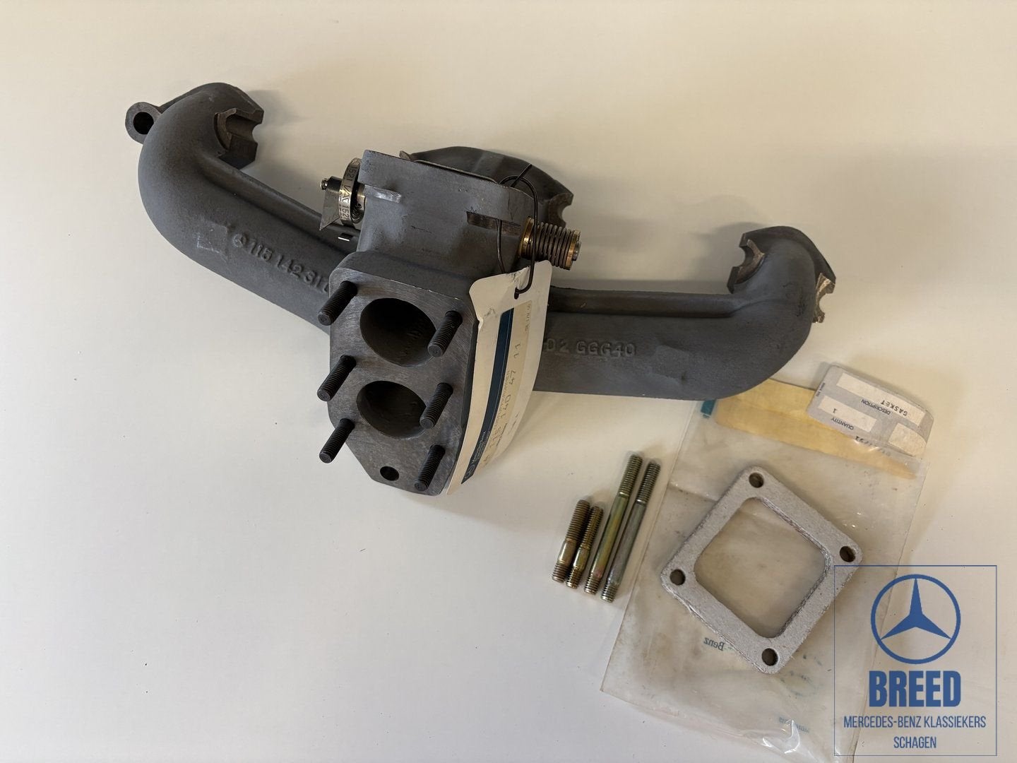 NOS uitlaatspruitstuk voor Mercedes-Benz W123 M115 Motor, Auto-onderdelen, -, Nieuw, Ophalen of Verzenden, -