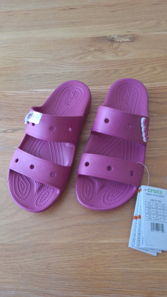 Nieuwe Crocs slippers fun fuchsia maat 39-40, Kleding | Dames, Schoenen, Overige kleuren, Nieuw, Crocs, Ophalen