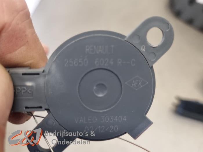 Luidspreker van een Renault Express, Gebruikt, -, Renault, -