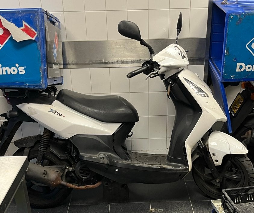 Sym X-Pro bezorgscooter (loopt niet), Ophalen, Gebruikt, Overige modellen, Maximaal 45 km/u