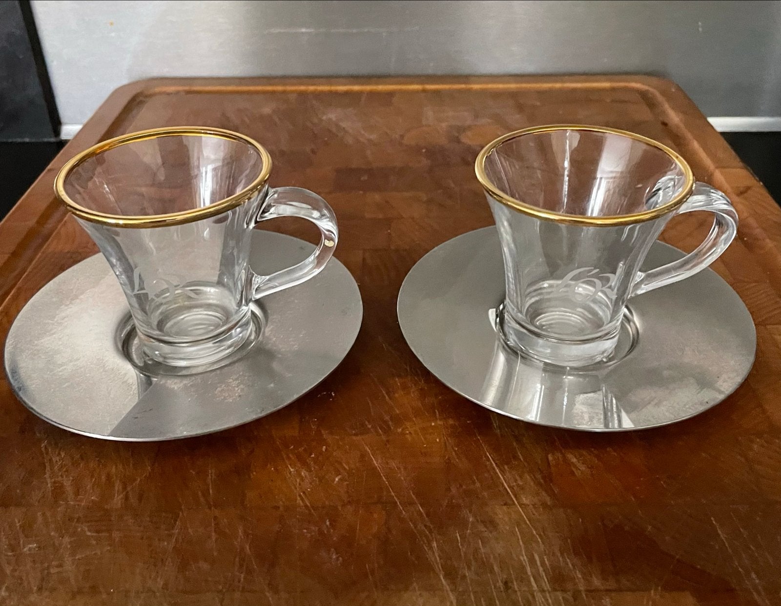 Twee nieuwe espresso kopjes met schotels, Ophalen of Verzenden, Nieuw, Glas, Kop(pen) en/of Schotel(s)