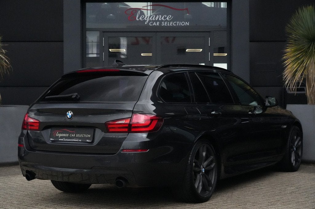 BMW 5 Serie Touring 535xi M Sport High Executive 306pk Panor, Automaat, Euro 5, Gebruikt, Zwart
