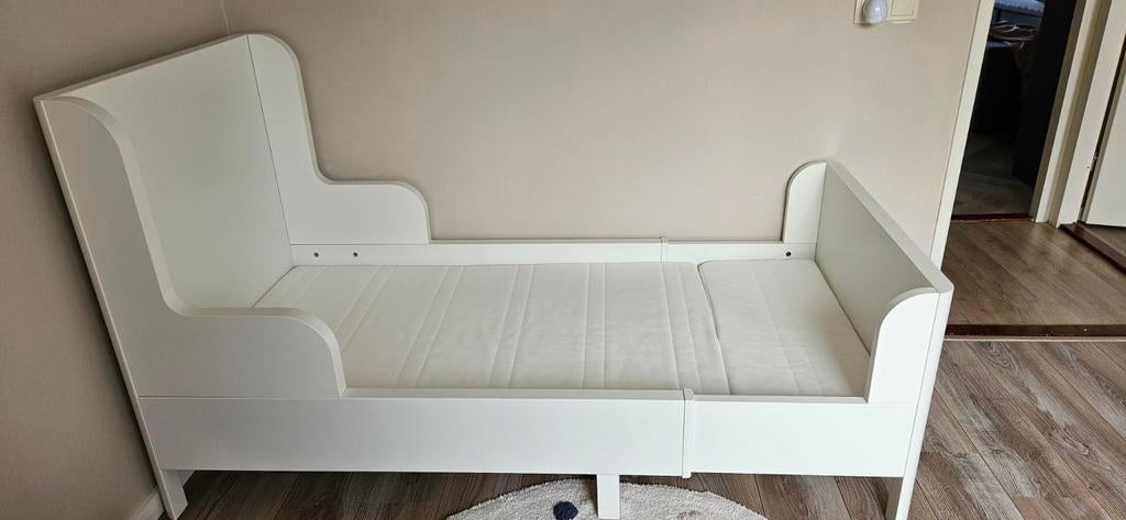 Ikea BUSUNGE meegroeibed wit 80x200 cm met matras, 70 tot 85 cm, Ophalen of Verzenden, Zo goed als nieuw, Matras