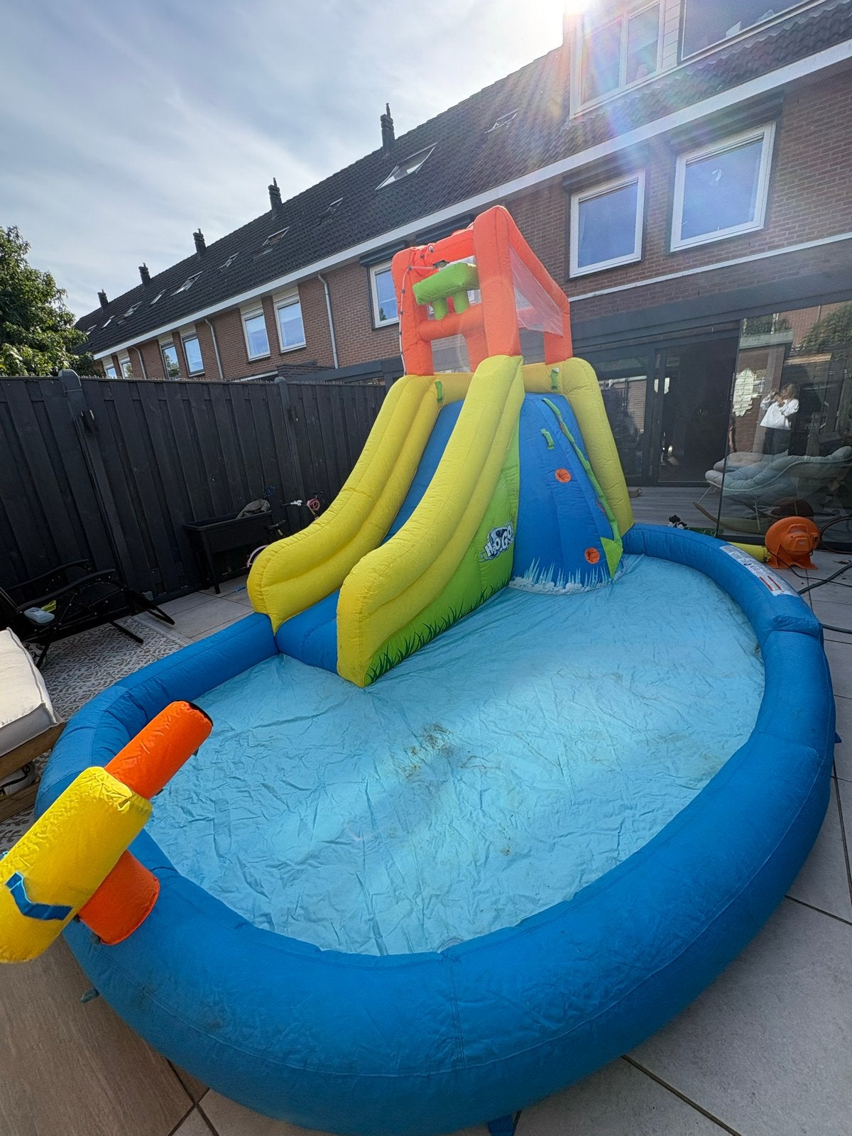 Opblaaszwembad met glijbaan en klimwand, Gebruikt, Opblaaszwembad, 300 cm of meer, 400 cm of meer