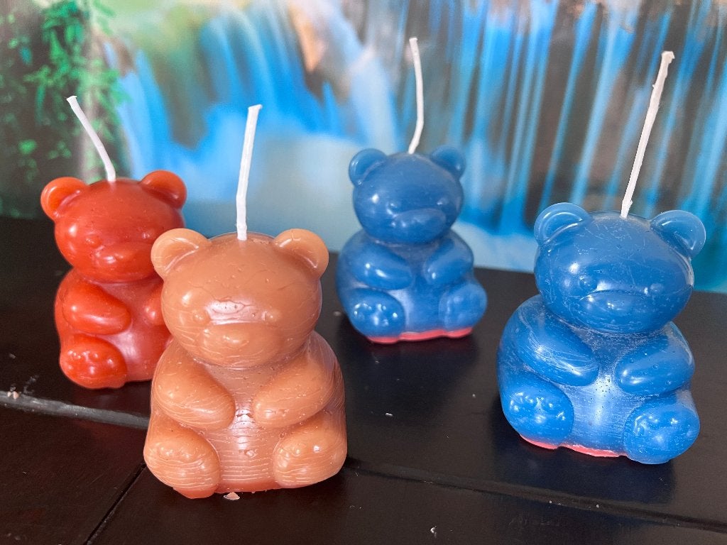 Nieuw kaars  4 x beer model a 7 cm hoog  4 voor 5 euro, Huis en Inrichting, Woonaccessoires | Kandelaars en Kaarsen, Meerkleurig