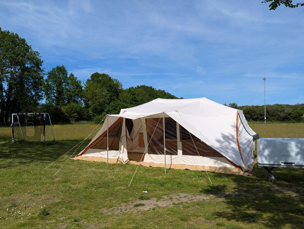 Holtkamper Flyer Expedition met nieuwe tent (2021), Caravans en Kamperen, Vouwwagens, Holtkamper, tot en met 5, Meerkleurig, Aanwezig