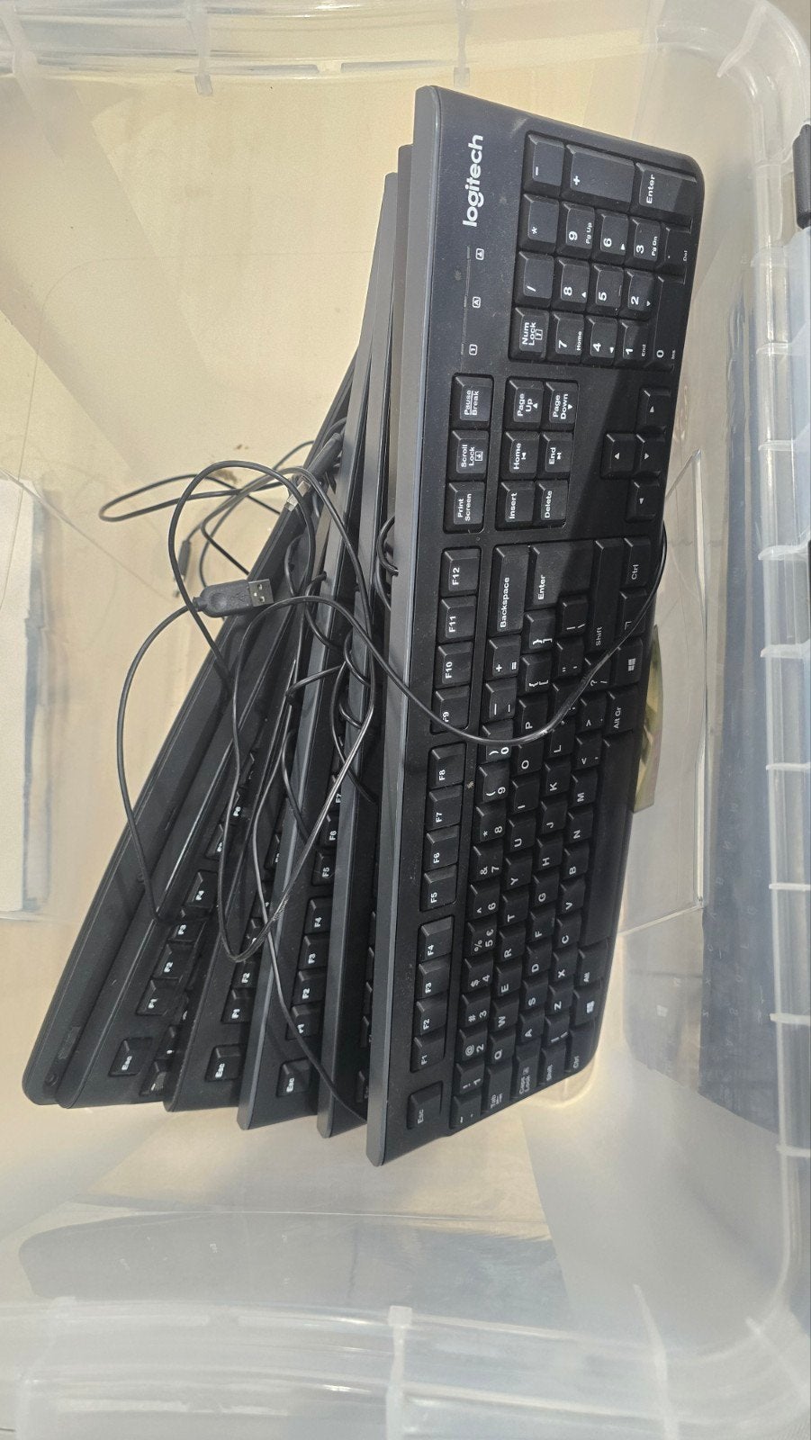 7x Logitech K120 USB Toetsenbord - Soft Touch - Werkend, Computers en Software, Logitech, Ophalen of Verzenden, Qwerty, Bedraad