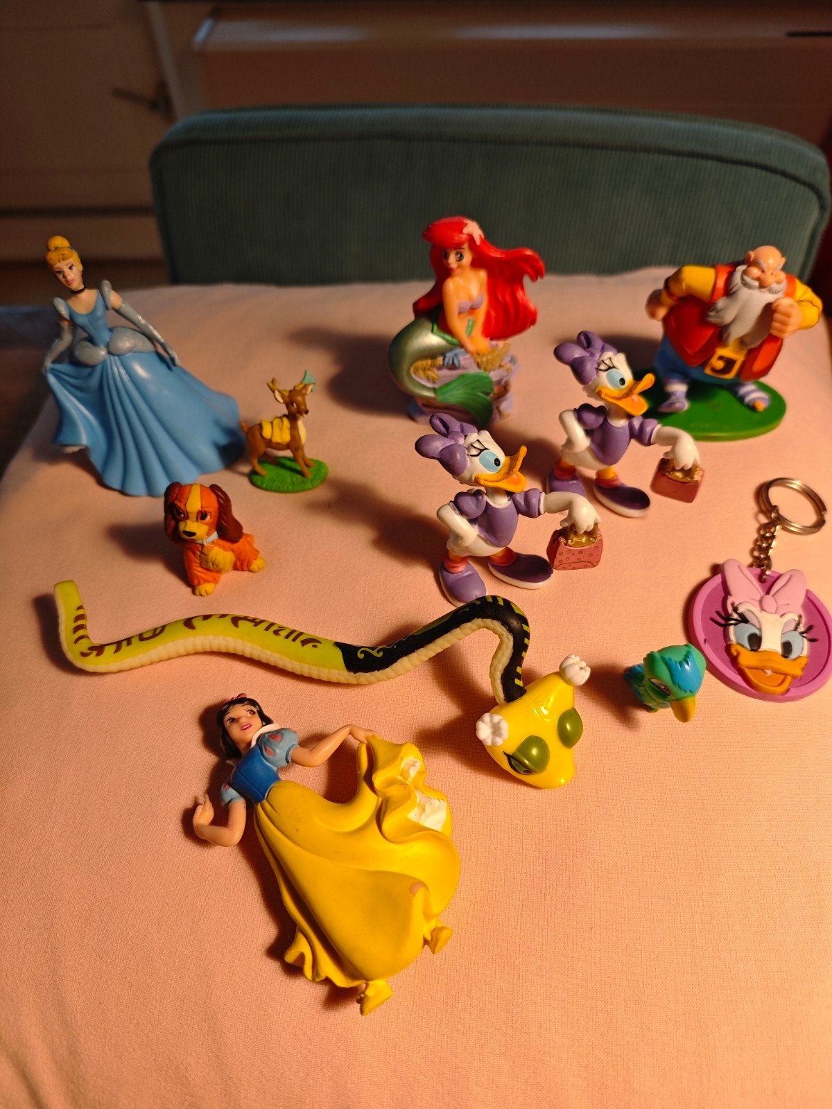 Diverse Disney figuurtjes en sleutelhanger, Verzamelen, Ophalen of Verzenden, Overige figuren, Gebruikt, Beeldje of Figuurtje
