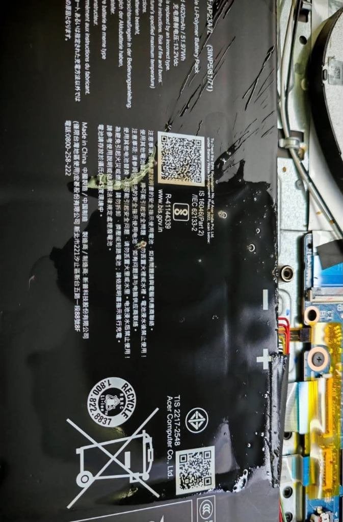 liquid damaged laptop, Intel Core i9-processor, Ophalen of Verzenden, SSD, Niet werkend