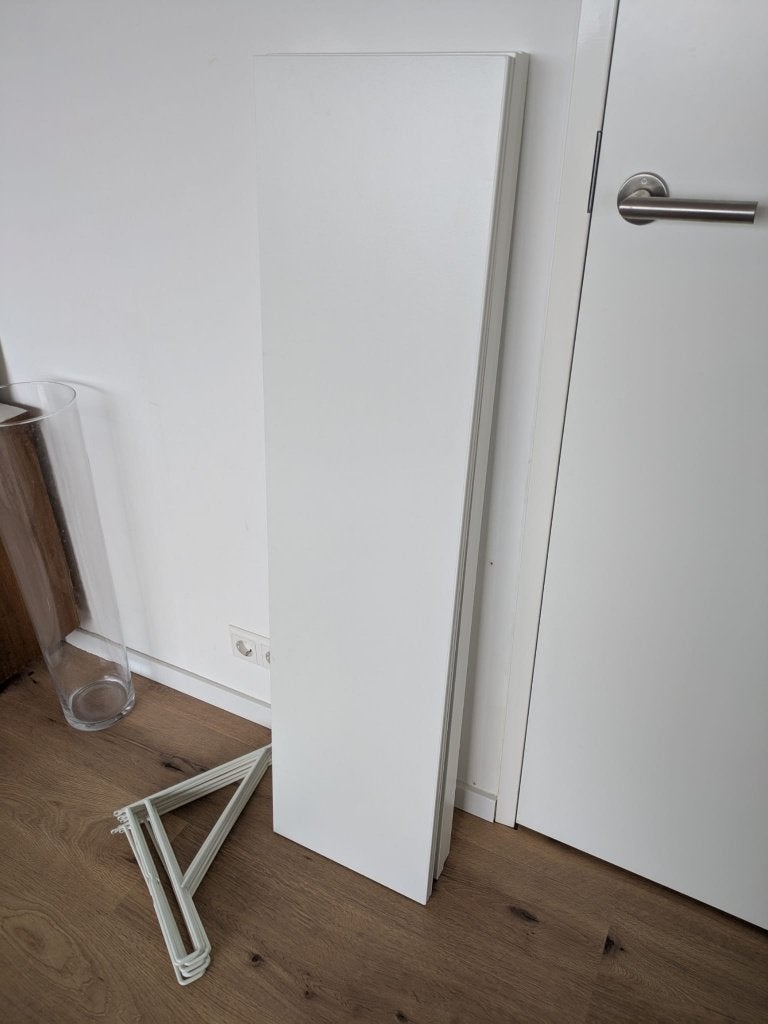 Drie BERGSHULT/PERSHULT Ikea boekenplanken (120X30), Ophalen, Zo goed als nieuw