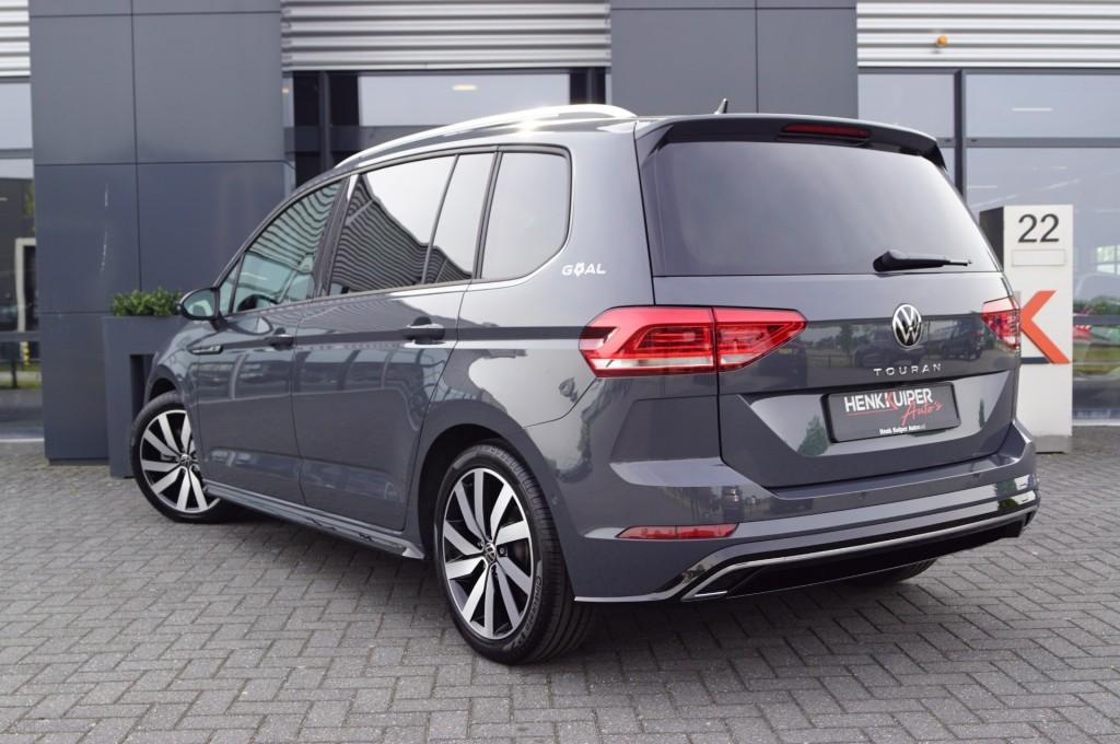 Volkswagen TOURAN 1.5 TSI DSG R-Line / 7 Persoons/Navi / Cam, Automaat, USB, Huisgarantie, 7 stoelen