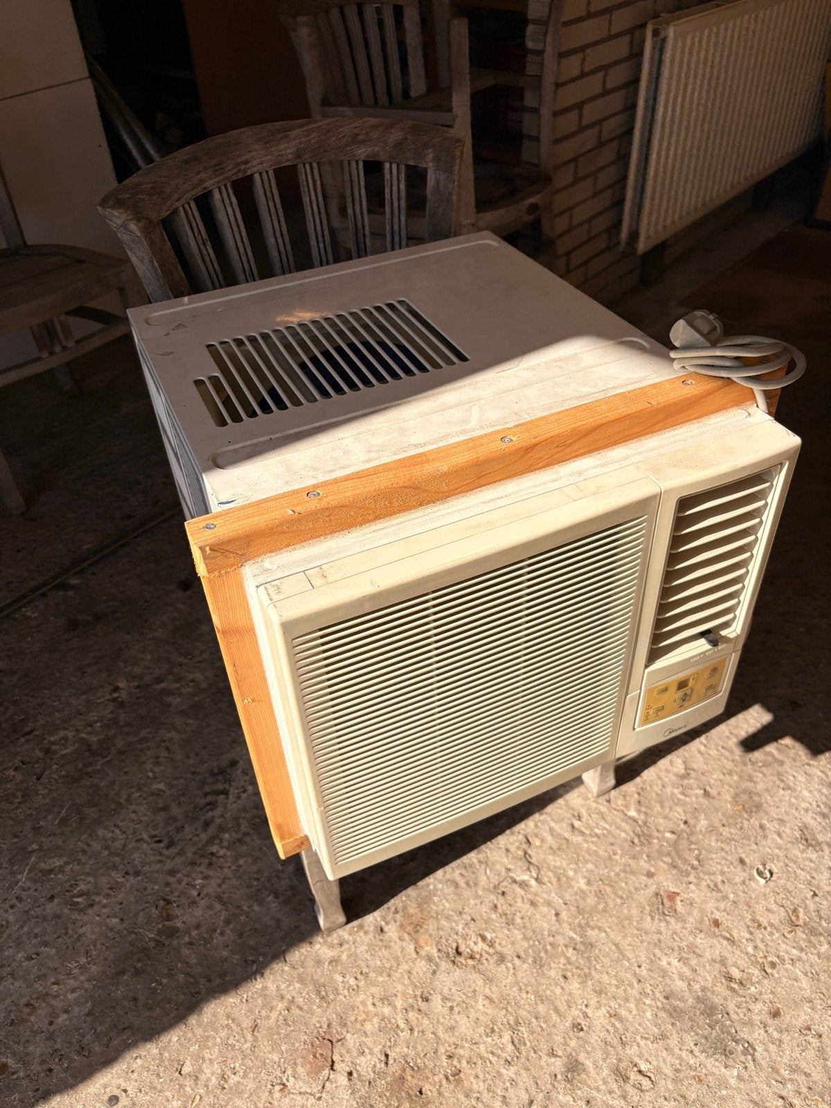 Midea 9000 BTU/u Raam Airco - Compact en Krachtig, Witgoed en Apparatuur, Ophalen, Gebruikt, Minder dan 60 m³, 3 snelheden of meer