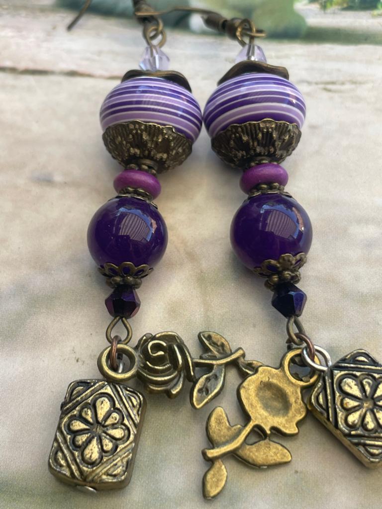Paarse Oorbellen met Antieke Bronzen Charms, Overige materialen, Hangers, Paars, Nieuw