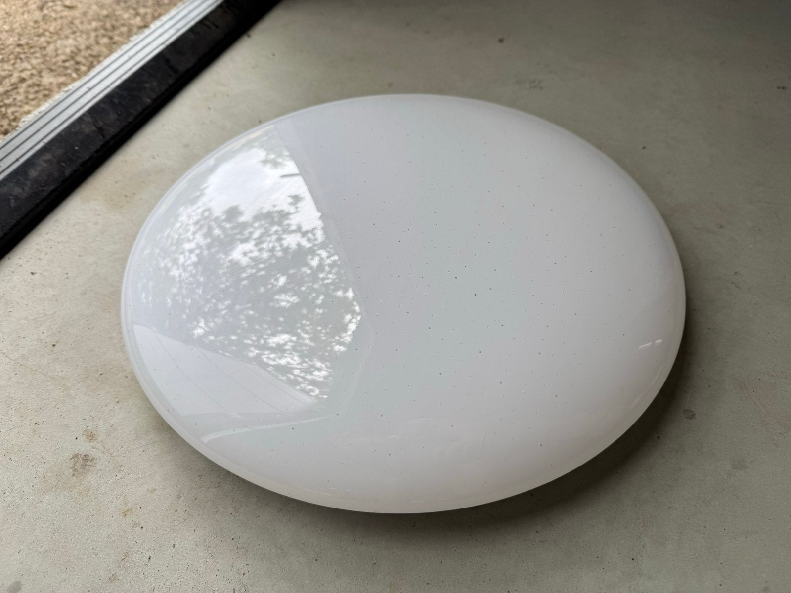 Gratis Plafondlamp met LED-verlichting, Gebruikt, Inclusief lichtbron, Ophalen of Verzenden, Wit