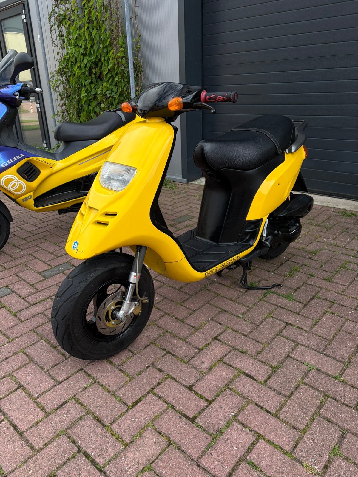 Piaggio typhoon 125cc VERKOCHT, Ophalen of Verzenden, Zo goed als nieuw, Tweetakt