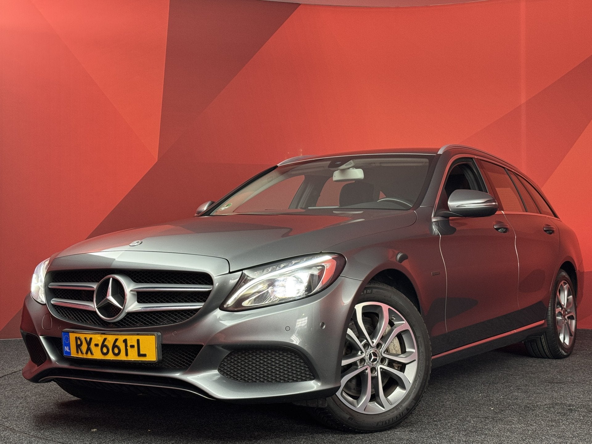 Mercedes-Benz C-Klasse Estate 350 e Premium | Stoelverwarmin, Automaat, Achterwielaandrijving, Gebruikt, Leder en Stof