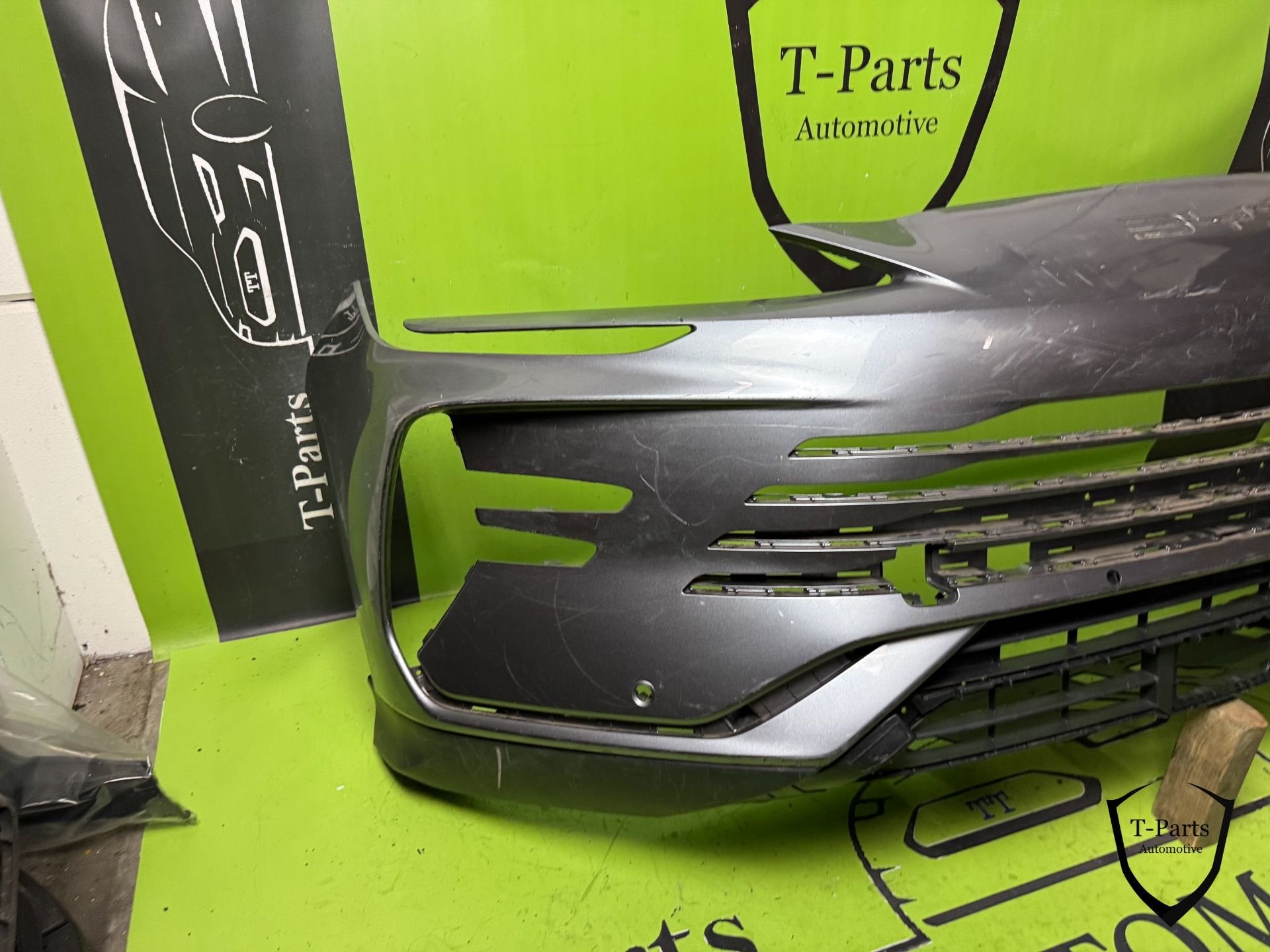 byd seal u voorbumper bumper, Info@fabrikant.eu, Fabrikantstraat 1
1000 AA  Amsterdam, NL, Ophalen of Verzenden, Bumper