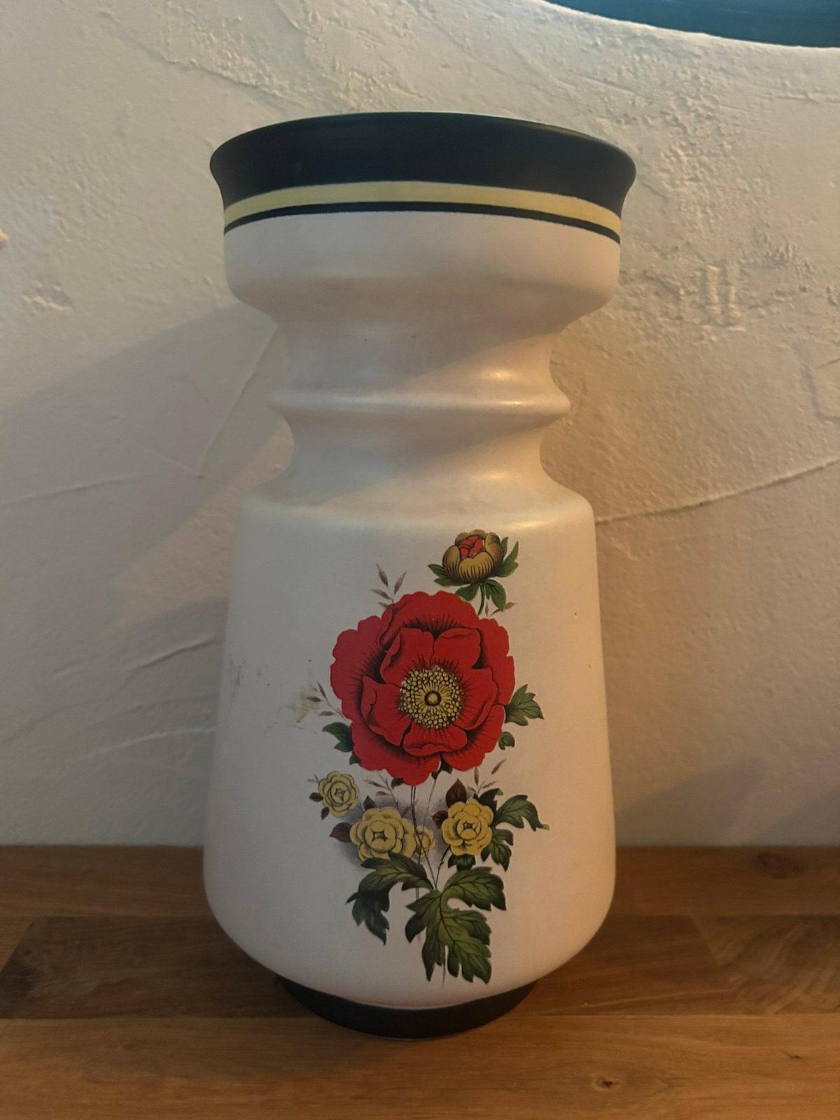 Handgemaakte Modica vaas uit Gouda. Vintage, Ophalen of Verzenden, Zo goed als nieuw, Overige materialen, Pot, Bus of Blik
