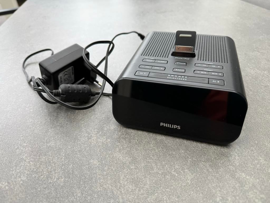 Philips AJ3270D Wekkerradio met iPhone/iPod Dock, Audio, Tv en Foto, Radio's, Ophalen of Verzenden, Gebruikt, Radio