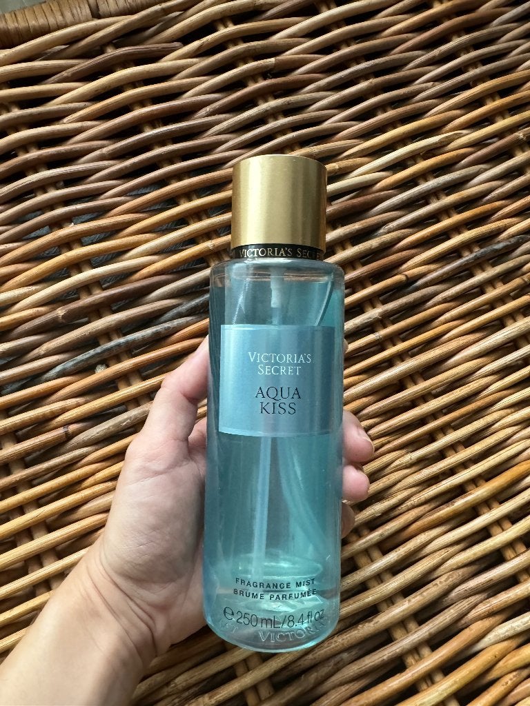 Victoria Secret Aqua Kiss Body Mist, Ophalen of Verzenden, Nieuw
