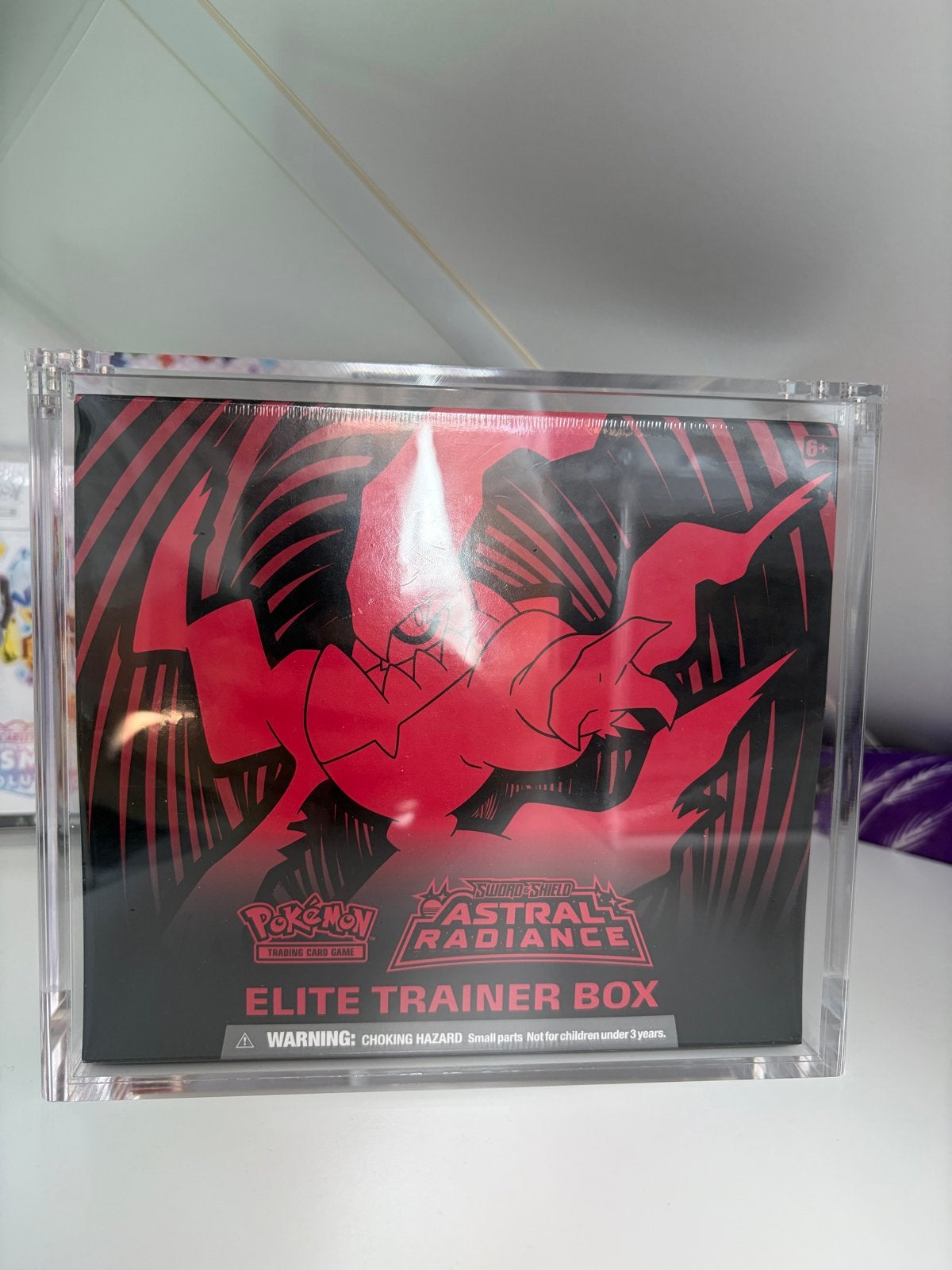 Pokémon Elite Trainer Box Sword & Shield Astral Radiance, Ophalen of Verzenden, Nieuw, Boosterbox