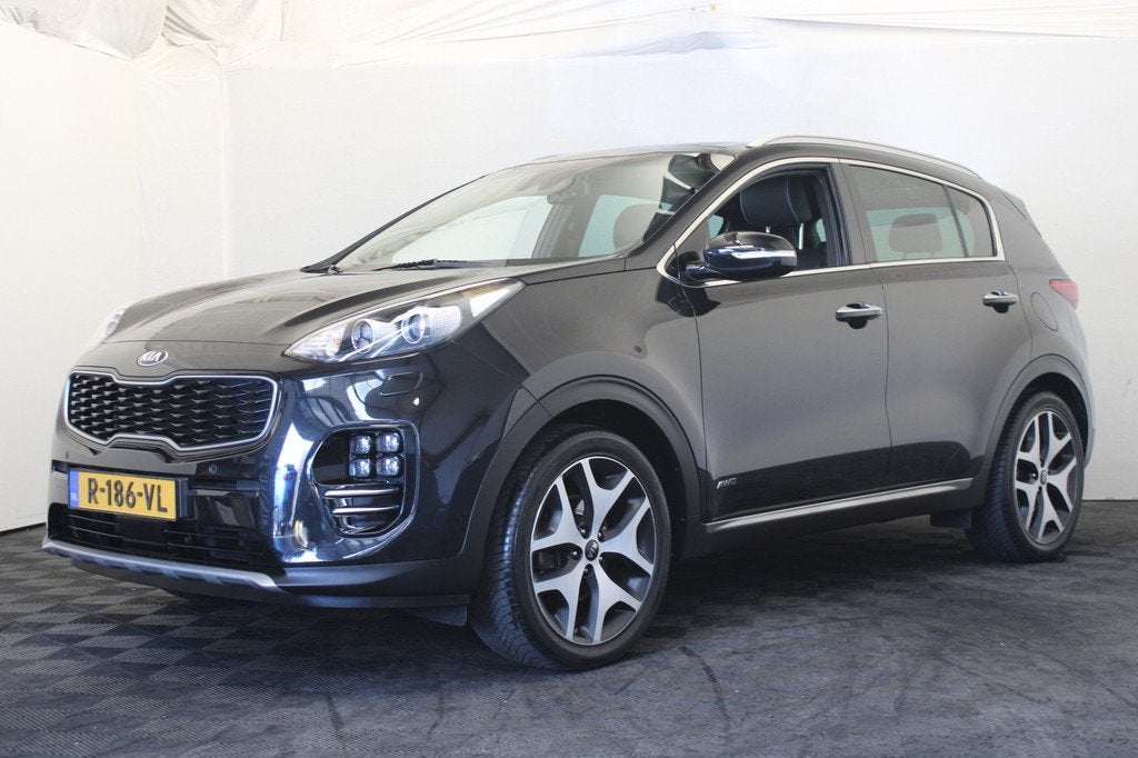 Kia Sportage 1.6 T-GDI 4WD GT-Line PlusLine |Pano|Verw/Koeli, Auto's, Gebruikt, 4 cilinders, Zwart, Leder