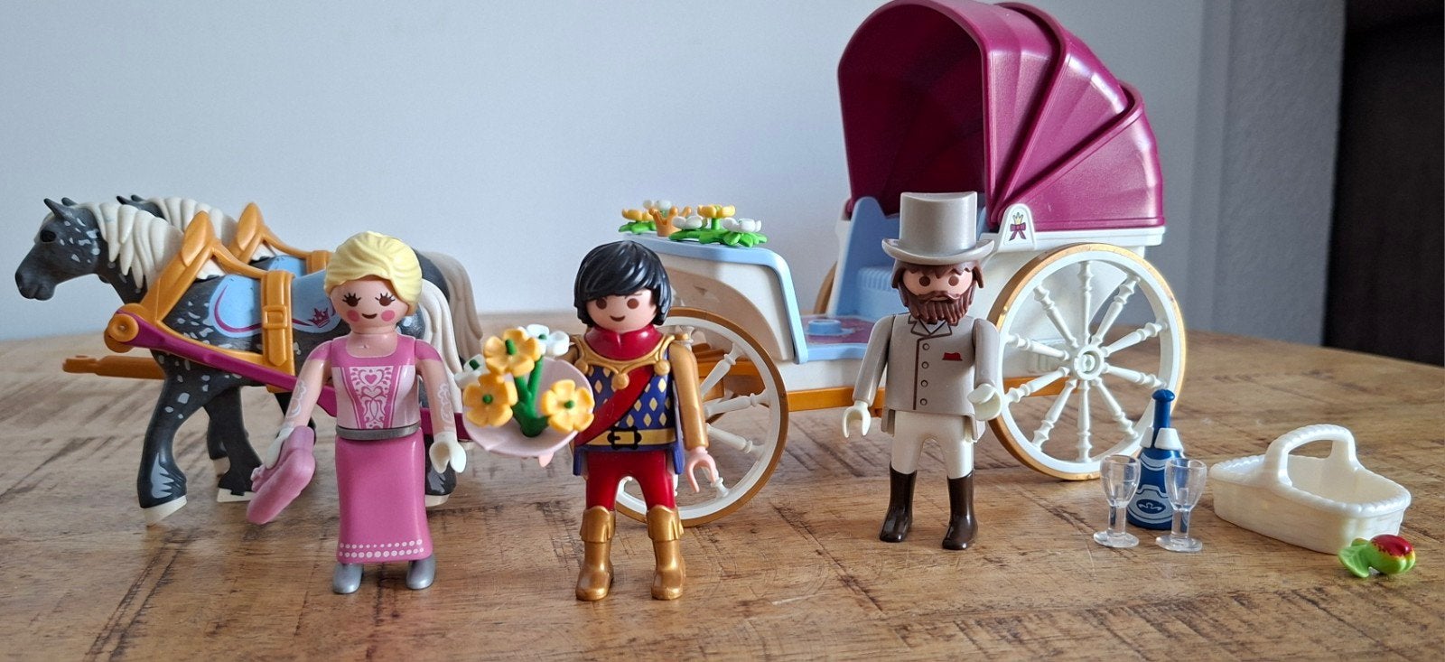 Playmobil 70449 Bruiloft Koets met extra poppetje, Ophalen of Verzenden, Zo goed als nieuw, Jongen of Meisje