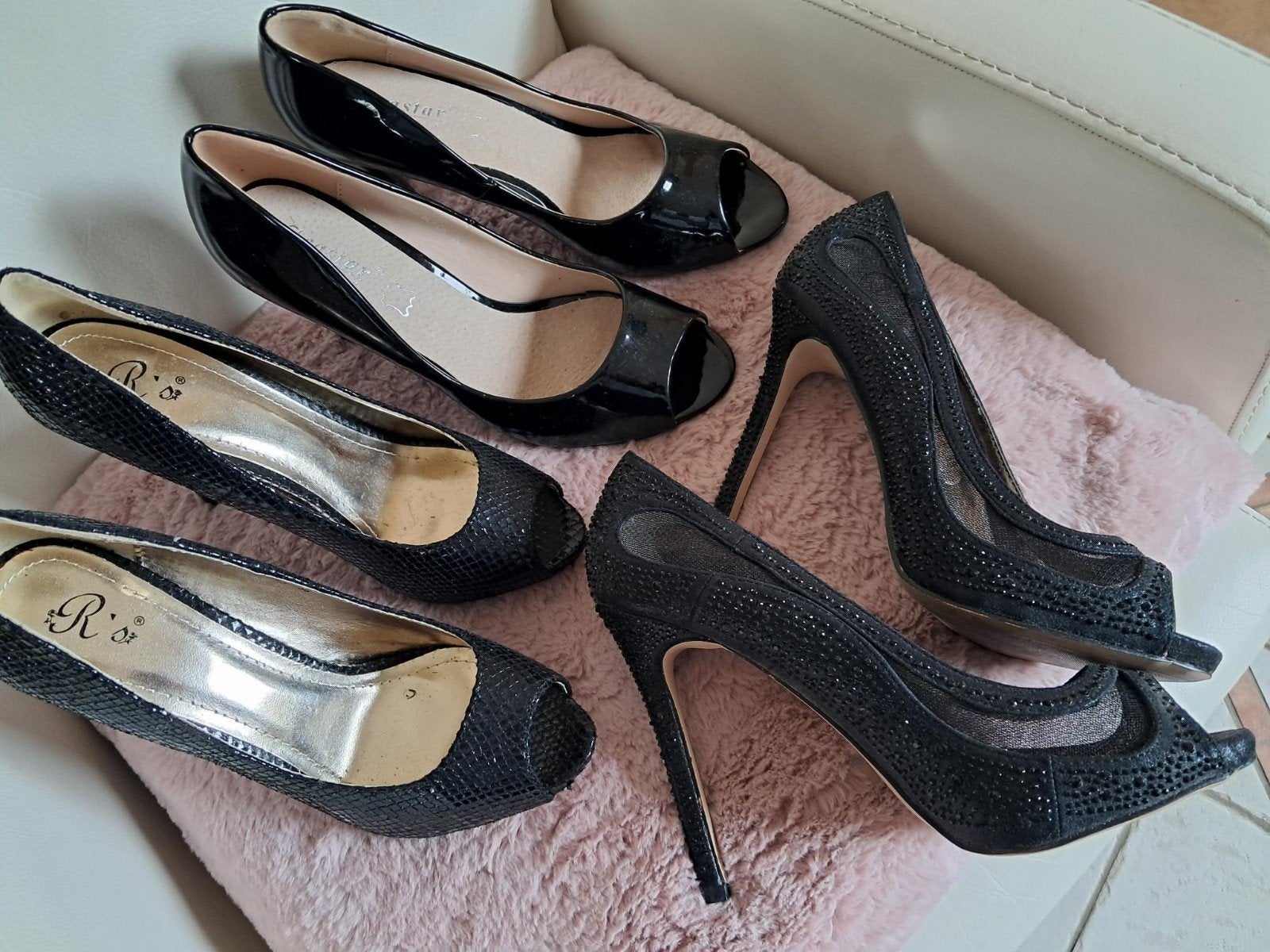 Zwarte high heels, maat 38, open neus, nieuw, Ophalen of Verzenden, Nieuw, Zwart