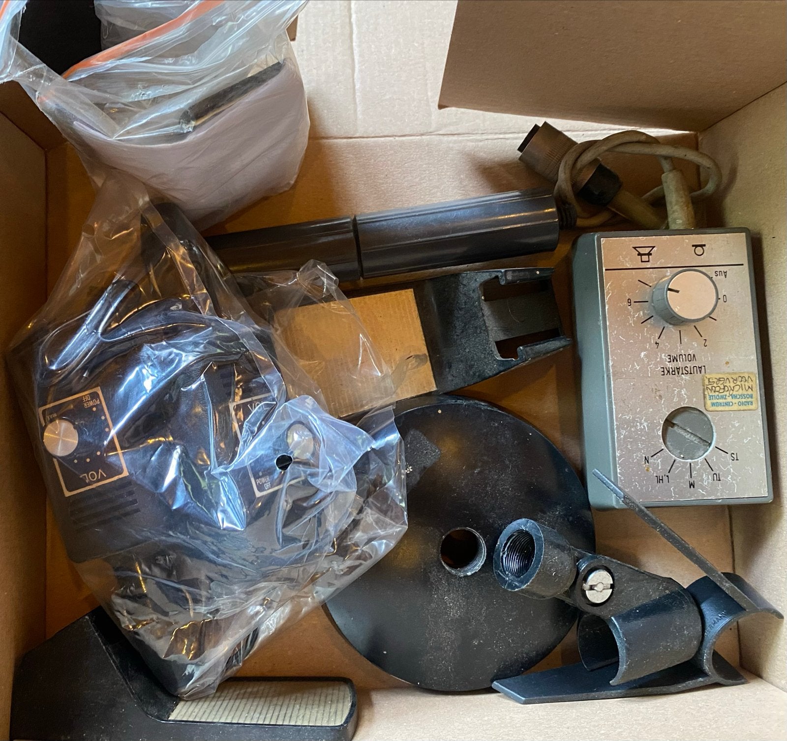 Vintage Philips microfoonapparatuur jaren '60/'70, Ophalen of Verzenden, Gebruikt, Studiomicrofoon
