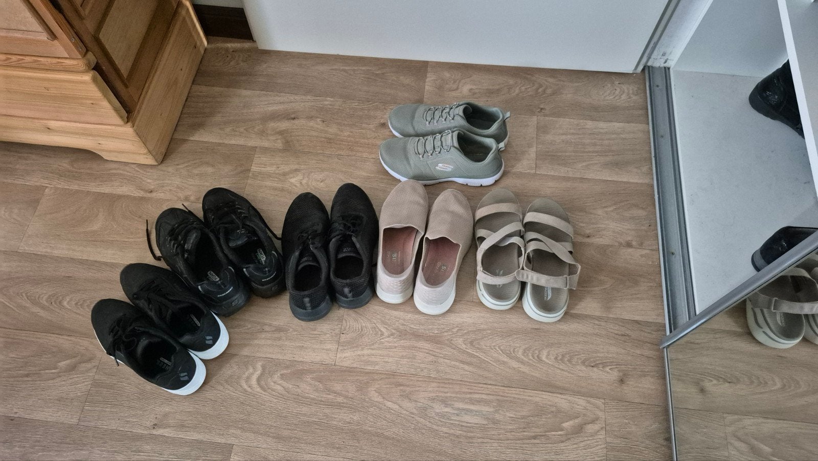 Skechers maat 40 z.g.a.n.  alles in 1 koop, Skechers, Ophalen, Zo goed als nieuw, Sneakers of Gympen