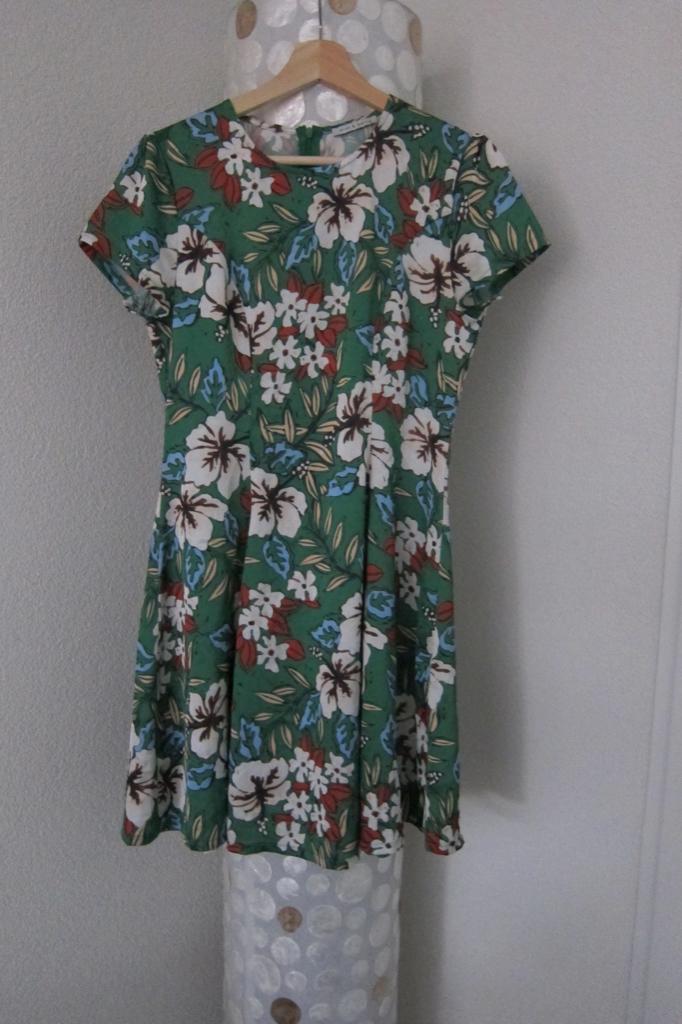 Retro jurk van mint berry groen bloemen s-m, Zo goed als nieuw, Groen, Merkfreak@ziggo.nl, Ophalen of Verzenden