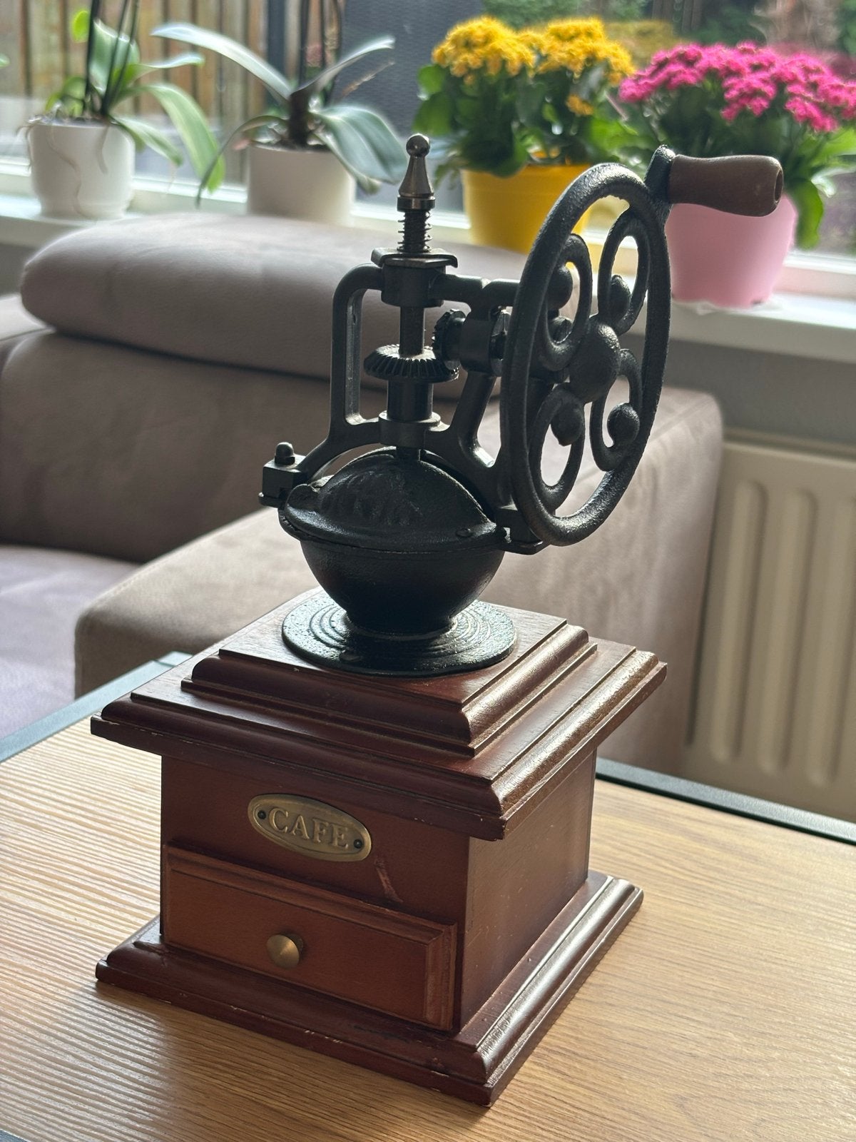 Vintage handmatige koffiemolen - Hout en gietijzer, Ophalen of Verzenden