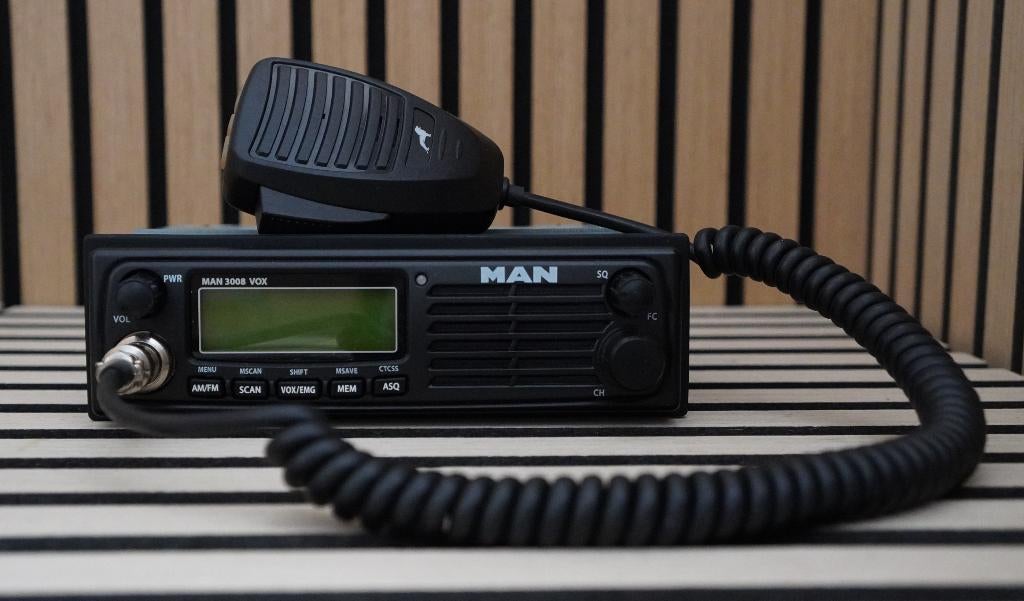 MAN 3008 VOX CTCSS 40ch 4 Watt 12/24 volt, Telecommunicatie, Zenders en Ontvangers, Zo goed als nieuw, Zender en Ontvanger, Ophalen of Verzenden