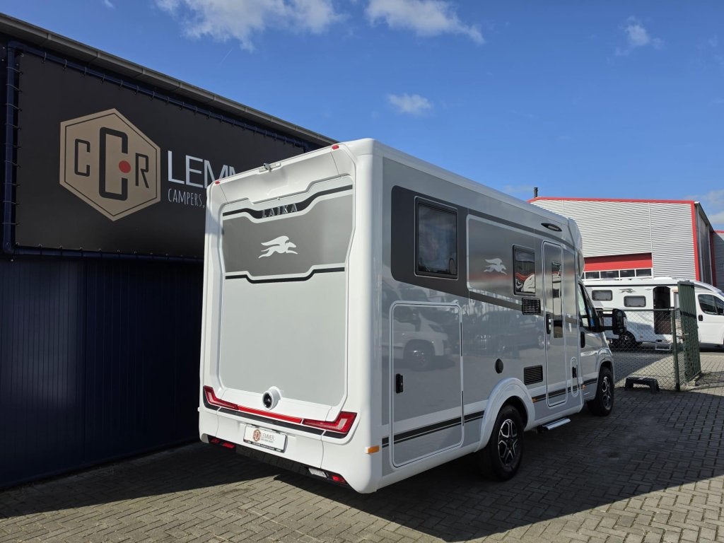 Laika Ecovip L 2009 Titanio 6.6M, Vlakke vloer, LUXE, Automaat, Ringverwarming, Fiat, Tot en met 2