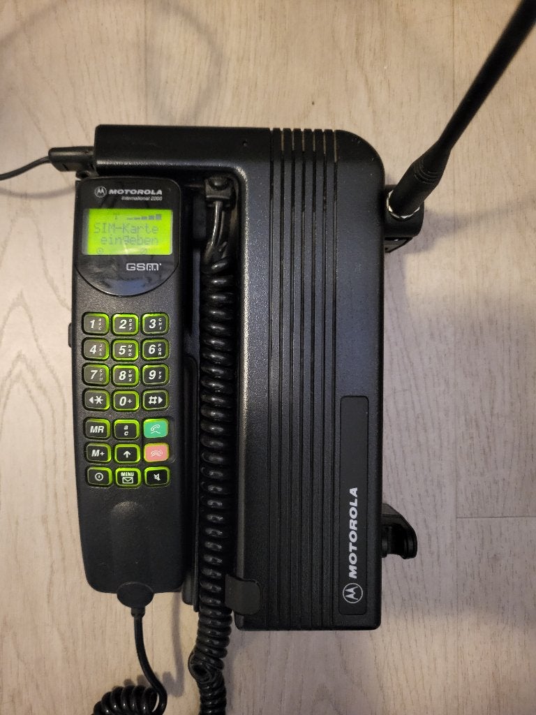 Motorola internationaal GSM auto telefoon, Ophalen of Verzenden, Zo goed als nieuw, Geen camera, Zwart