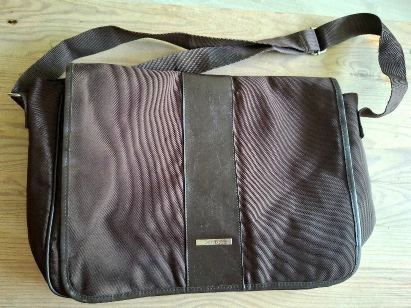 Unisex Calvin Klein/ Brown schoudertas, Ophalen of Verzenden, Zo goed als nieuw, Overige typen